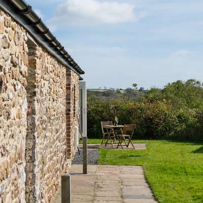 The Dairy - Luxury Cottage with Hot Tub and Views