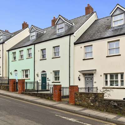 Maes-Y-Berllan - Close to Village and Beach