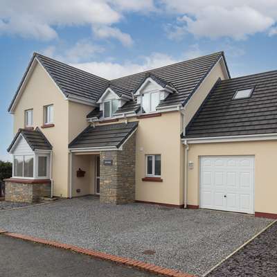 Maynor - Large Luxury House, Log Burner, Central Location