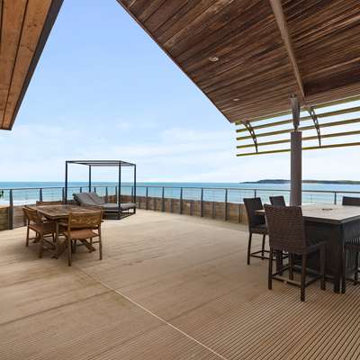 Sea Breeze - Spectacular Sea Views